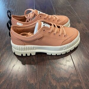 Palladium PALLASHOCK LO ORGANIC 2 Sandstone Size M 6 / W 7.5 NEW Y2K
